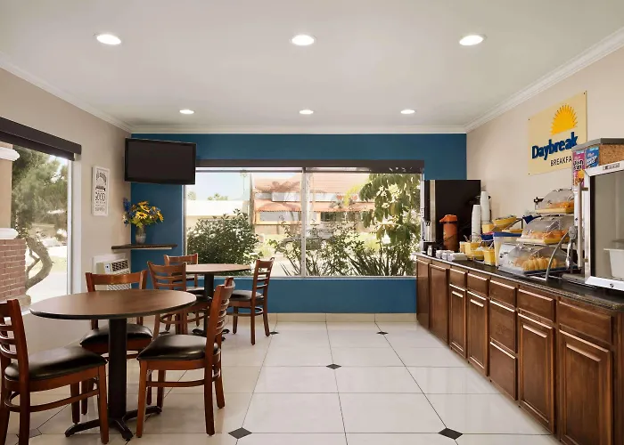 Days Inn & Suites Sdsu - La Mesa - San Diego